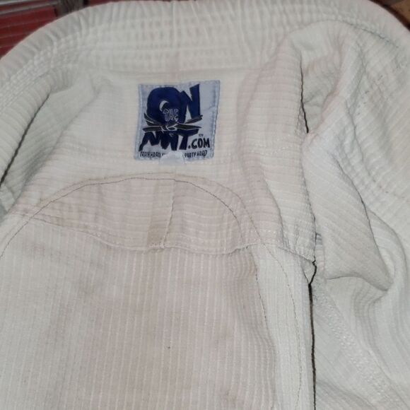 On The Mat Jui Jitsu Maui Gi Set Kids - Picture 11 of 14